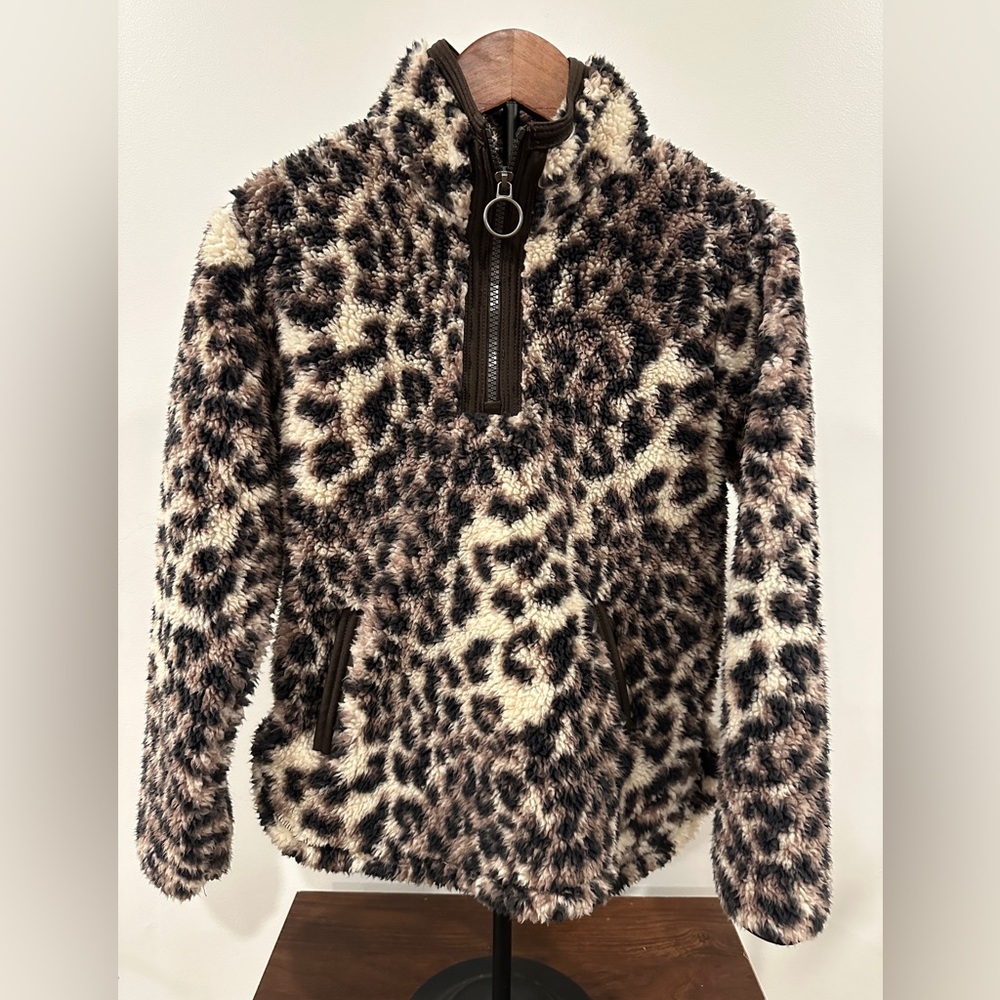 Girls Sherpa sweater size 7/8